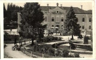 Borszék, Borsec; Melik szálloda és étterem, park és szökőkút / hotel and restaurant, park and fountain