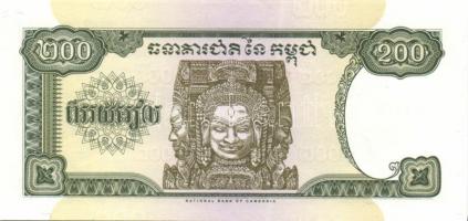 Kambodzsa 1991-92. 200R, 500R + 1995-99. 100R, 200R, 1000R + 2001-05. 50R, 100R, 500R, 1000R T:I Öss...