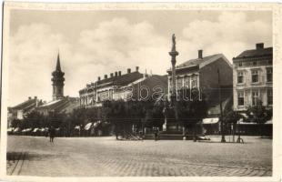 38 db főleg régi magyar és történelmi magyar városképes lap, sok Budapest; közte 2 modern lap / 38 p...