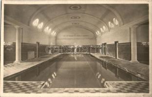 39 db főleg régi magyar és történelmi magyar városképes lap, sok Budapest / 39 pre-1945 Hungarian an...