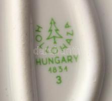 2 db Hollóházi porcelán: Márka kulacs, matricás, jelzett, apró kopásokkal, m: 23 cm + afrikai nő, ké...