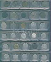 Jó világgyűjtemény 295 db régi és új, főleg tengerentúl, éremtartóban