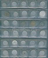 Jó világgyűjtemény 295 db régi és új, főleg tengerentúl, éremtartóban