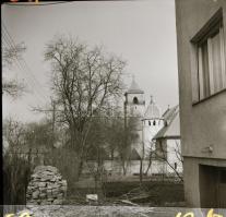 cca 1969 Budapest, X. kerület, kőbányai városképek, épületek, életképek, 21 db vintage negatív, 6x6 ...