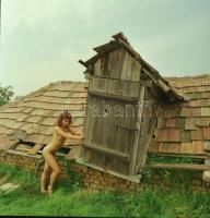 cca 1979 Városból falura, szolidan erotikus felvételek, 7 db vintage negatív + 6 db mai nagyítás, a ...