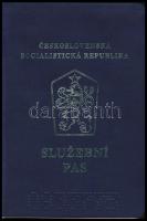 1988 Fényképes csehszlovák szolgálati útlevél magyar vízumbejegyzésekkel
