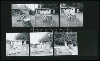 cca 1979 Kacéran és pucéran, szolidan erotikus felvételek, 15 db vintage fotó + 6 db vintage negatív...