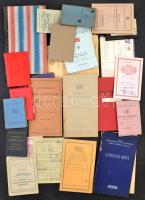 Vegyes papírrégiség tétel: bizonyítványok, igazolványok, fotók, stb., érdekes, átnézésre érdemes any...