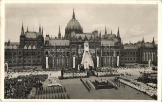 Budapest V. Parlament, Szent István Jubileumi Év (1038-1938)