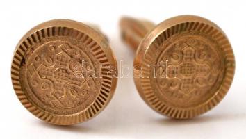 3 pár mandzsettagomb, egy repülős nyakkendőtű