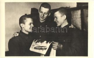 13 db MODERN kommunista propaganda képeslap / 13 modern communist propaganda postcard