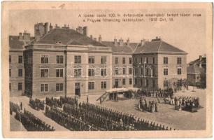 1913 Győr, Frigyes főherceg laktanya, a lipcsei csata 100. évfordulójának alkalmából tartott tábori mise az udvaron, Thaler Testvérek kiadása (EB)