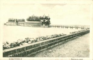 Keszthely, Balaton part, Balaton fürdő. Kiadja Mérei Ignác 237/1905.