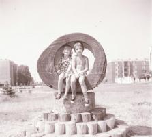 cca 1974-1977 között készült felvételek Kecskeméten, a Széchenyi városrész zöldmezős beruházása és k...