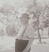 1955 Balatonfüred, 21 db vintage negatív Kotnyek Antal (1921-1990) budapesti fotóriporter hagyatékáb...