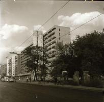 cca 1960 és 1980 között készült 21 db vintage negatív Budapest, X. kerületében, azaz Kőbányán (épüle...