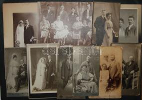 cca 1870-1890 10 db nagyméretű keményhátú családi fotó