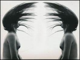 cca 1975 Nincs két egyforma, szolidan erotikus felvételek, 8 db vintage fotó és/vagy mai nagyítás ve...