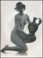 cca 1978 Vizuális napló, szolidan erotikus felvételek, 11 db vintage fotó és/vagy mai nagyítás vegye...