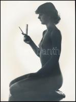 cca 1976 Próbatételek, szolidan erotikus felvételek, 11 db vintage fotó és/vagy mai nagyítás vegyese...