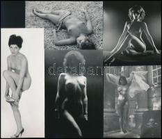 cca 1985 Itt repül a kismadár, szolidan erotikus felvételek, 7 db vintage fotó és/vagy mai nagyítás ...