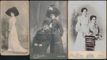 cca 1910 Hölgyek jórészt egészalakos műtermi portréi, némelyiken 15×7,5 és 16,5×10,5 cm