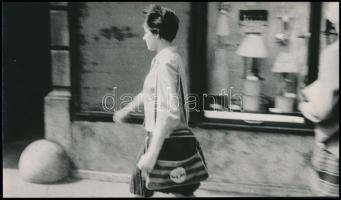 Légikisasszonyok, reptéri dolgozók, 5 db fotó, 21×16 cm