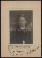 1921-1921 Balázs Árpád (1874-1941) zeneszerző aláírása őt ábrázoló fotón és reklámlapon