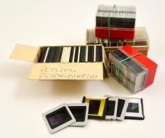 99 db színes pornográf diafilm, valamint 6 db akt diafilm, diakeret: 5x5 cm, 2x3 cm