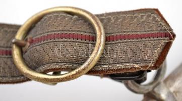 XIX sz. vége/XX. sz. eleje Régi lovassági díszkard, koronás-nemzeti színnel díszített kardbojttal, f...