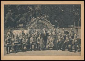 cca 1930 Zenekari csoportkép, nyomtatvány, 10×14 cm