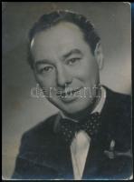 cca 1940 Bilicsi Tivadar (1901-1981) színész, Rozgonyi fotó, felületén foltokkal, törésnyomokkal, 12×9 cm