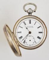 Waltham Mass ezüst zsebóra. Kulcsos, antik ezüst tokban. Másodperc mutató hiányzik. Ép zománc számla...