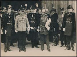 1929 József főherceg, gróf Andrássy Géza és mások, hátoldalon feliratozott fotó, 18×24 cm