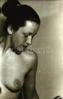 Akt fotónegatívok, 11 db filmkocka