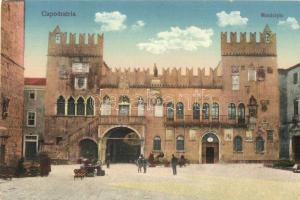 Koper, Capodistria; Municipio / town hall, street vendors