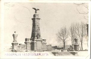 1941 Mádéfalva, Siculeni; A madéfalvi veszedelem (1764) emlékoszlopa / monument of the Székely massacre (Siculicidium), obelisk. Gál photo (EK)