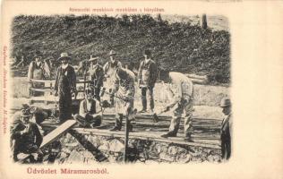 Rónaszék, Costiui, Rohnen (Máramaros); Munkások munkában a bányában. Kaufman Ábrahám kiadása / miners working in the salt mine