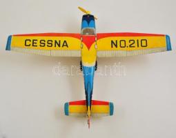 cca 1960 Japán gyártmányú lendkerekes Cessna No. 210.  játék lemezrepülőgép, apró hibákkal, h: 39 cm