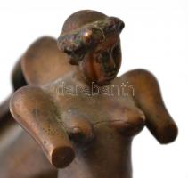 Mihály Gábor (1942- ): Lebegés, bronz szobor, jelzett, talapzaton, m: 19,5 cm