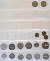 ~211db-os vegyes magyar és külföldi fémpénz tétel berakólapokon T:vegyes ~211pcs of various metal coins in binder sheets C:mixed