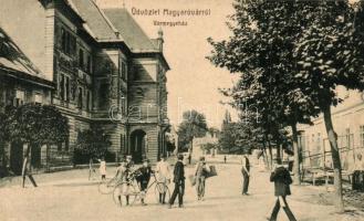 1908 Magyaróvár, Mosonmagyaróvár; Vármegyeház, kerékpáros fiú. Kiadja Pingitzer Ignác (W.L.?) 2168. (EK)