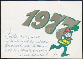 1977 Macskássy János (1910-1993) grafikus, plakáttervező saját kézzel írt és aláírt üdvözlő sorai egy általa tervezett szerencsejáték üdvözlőkártyáján