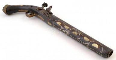 Kovás pisztoly  igényes, gyűjtői replikája, gyöngyházberakásos díszítéssel / Replica vintage pistol ...