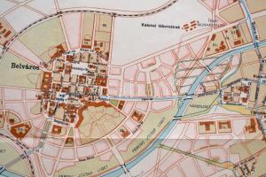 cca 1900 Temesvár szabad királyi város átnézeti térképe, Magyar Földrajzi Intézet, hajtásnál kis sza...