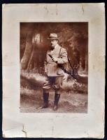 cca 1920 Vadász, nagyméretű fotója. Fotó méret 23x18 cm /large photo of a Hunter
