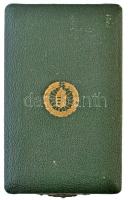 1944. "Ezüst Polgári Honvédelmi Érdemkereszt" ezüstözött hadifém kitüntetés mellszalaggal,...