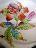 Herendi VIktória mintás bonbonier, kézzel festett, jelzett, apró kopásokkal, m: 13,5 cm