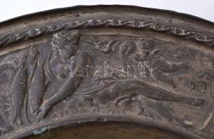 Nagyméretű réz fali dísztál, kis kopásokkal, d: 54 cm