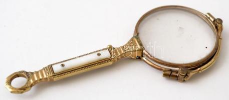 Díszes fém lornyon, gyöngyház berakású markolattal, h: 10,5 cm